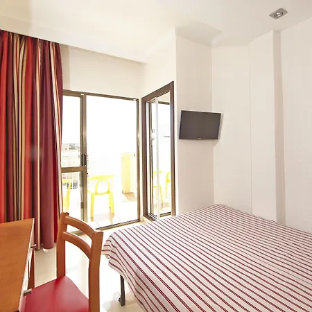 Mll Caribbean Bay Otel